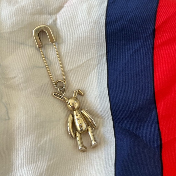 Ambush earring - Picture 2 of 3